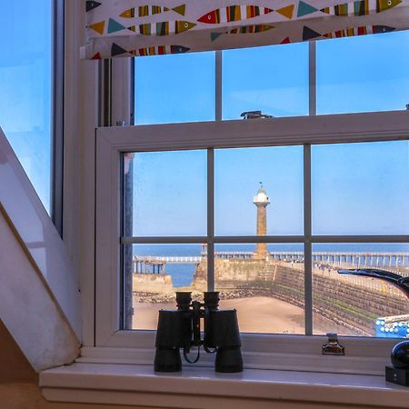 Beachfront Whitby Exterior foto