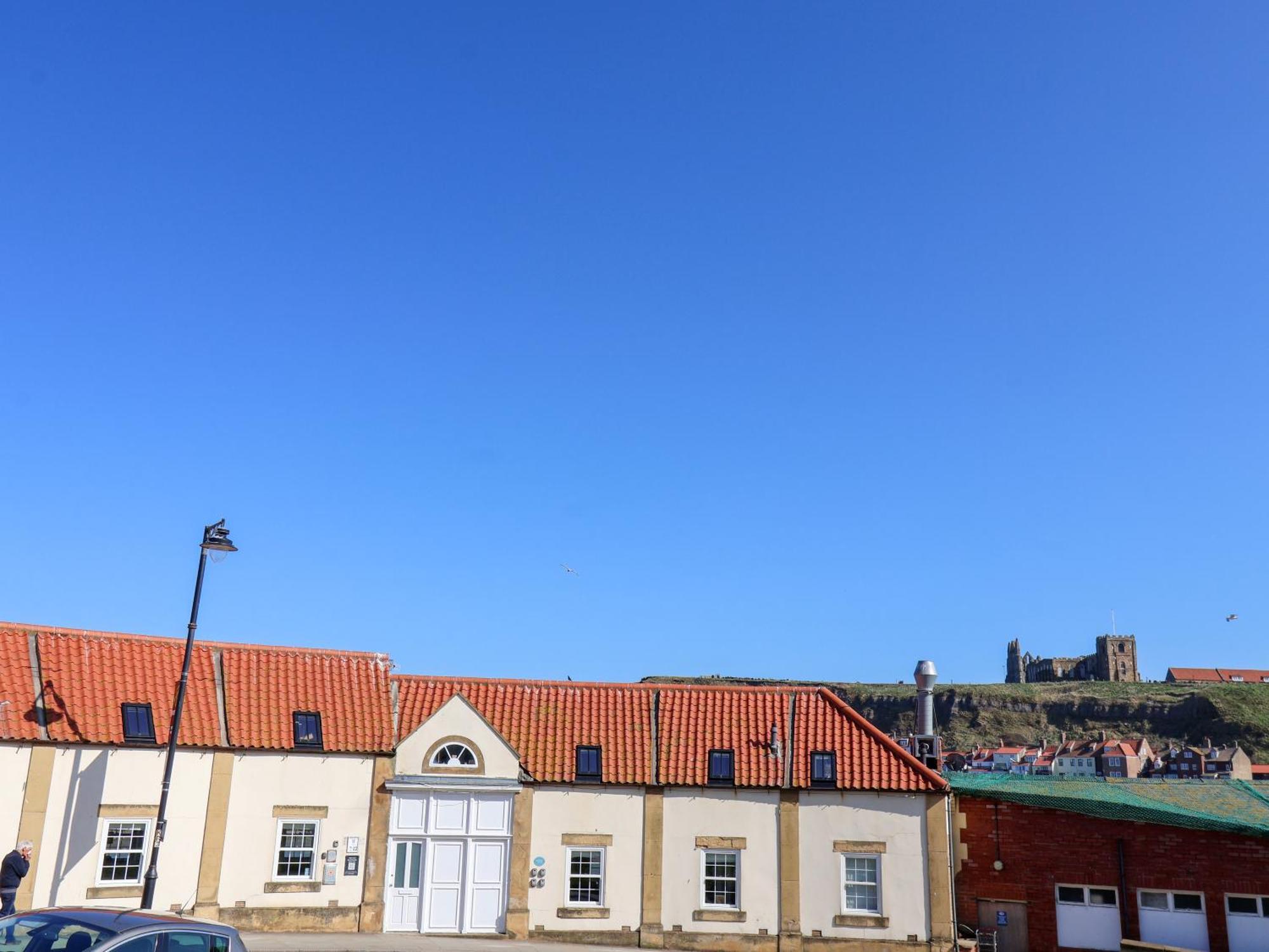 Beachfront Whitby Exterior foto